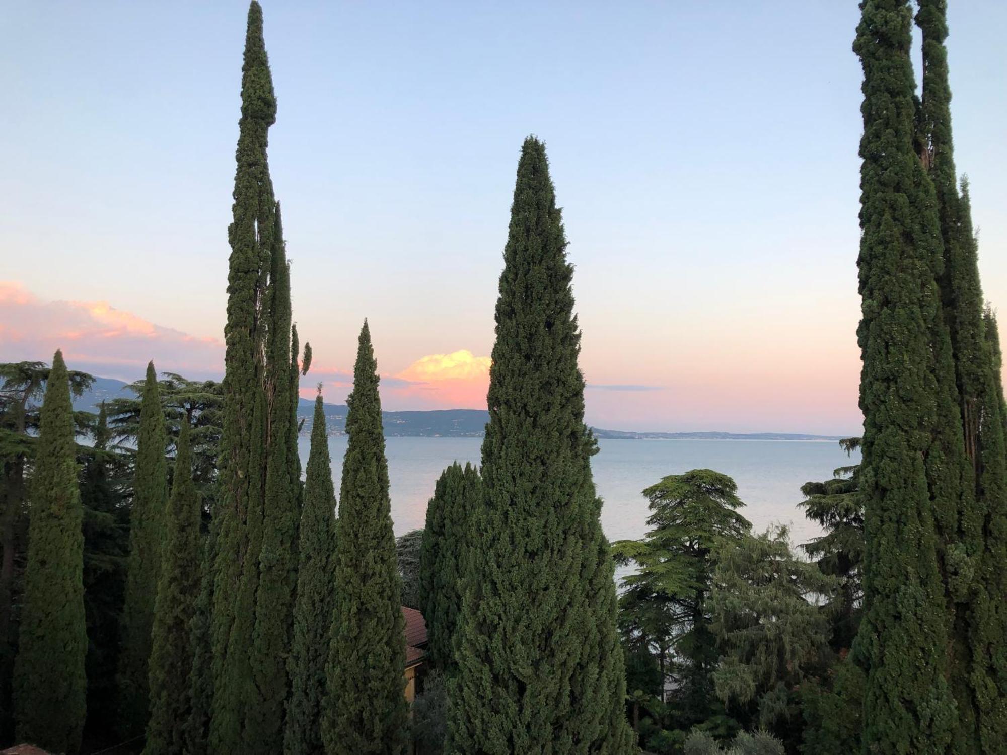 Residence Villa Alba Gardone Riviera Εξωτερικό φωτογραφία